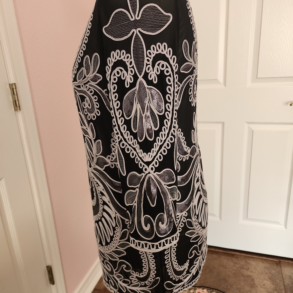 Chico's Black and White Embroidered Blazer - Picture 3 of 4